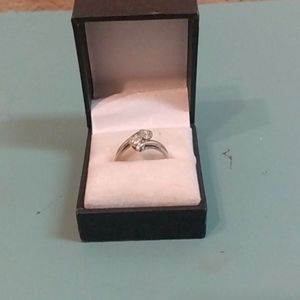 925 Sterling silver heart diamond chip ring